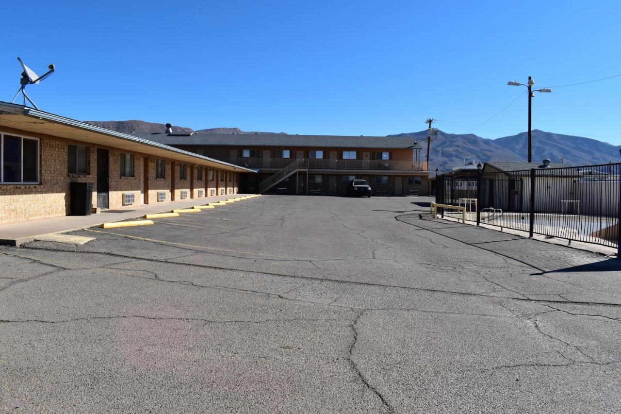 Satellite Inn Alamogordo Buitenkant foto